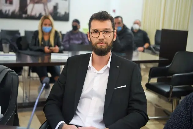 Муниципалитет Хайфы оштрафовал депутата своего же горсовета