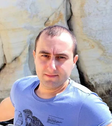 ישראל לוקצקי / אלכסנדר לוקצקי — Александр Лукацки / Саша Лукацки —  Мошенник из Хайфы с криминальным прошлым.
