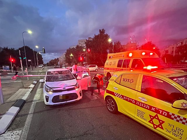 В Нетании автомобиль насмерть сбил пожилого мужчину
