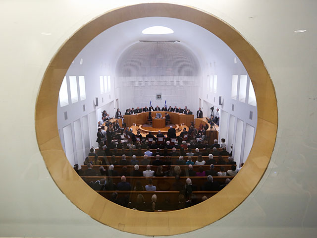 БАГАЦ потребовал объяснений по поводу финансирования школ, не преподающих основные предметы