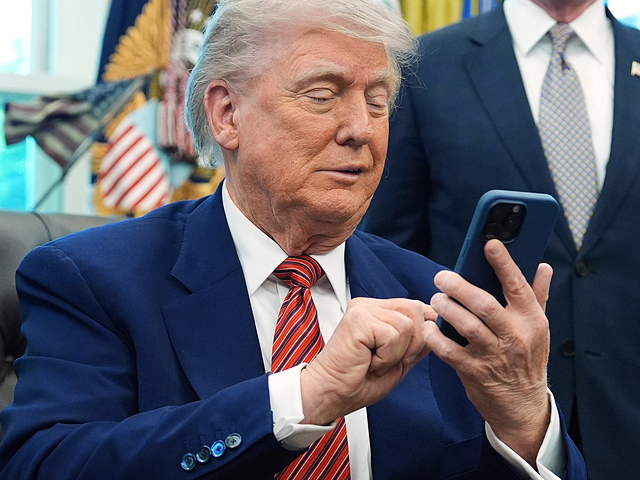 Трамп в интервью 14-каналу признался в любви к Израилю и заявил, что «Иран умоляет о сделке»